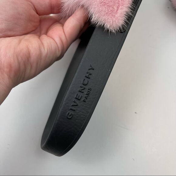 GIVENCHY Mink Rubber‎ Slide Sandals - Picture 9 of 10